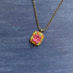 Sorelli Pendant Necklace with Adjustable Length